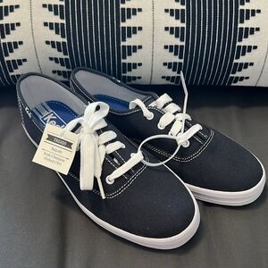 Keds 6.5 navy blue white new shoes sneakers kicks Women’s woman’s Oxford cham…